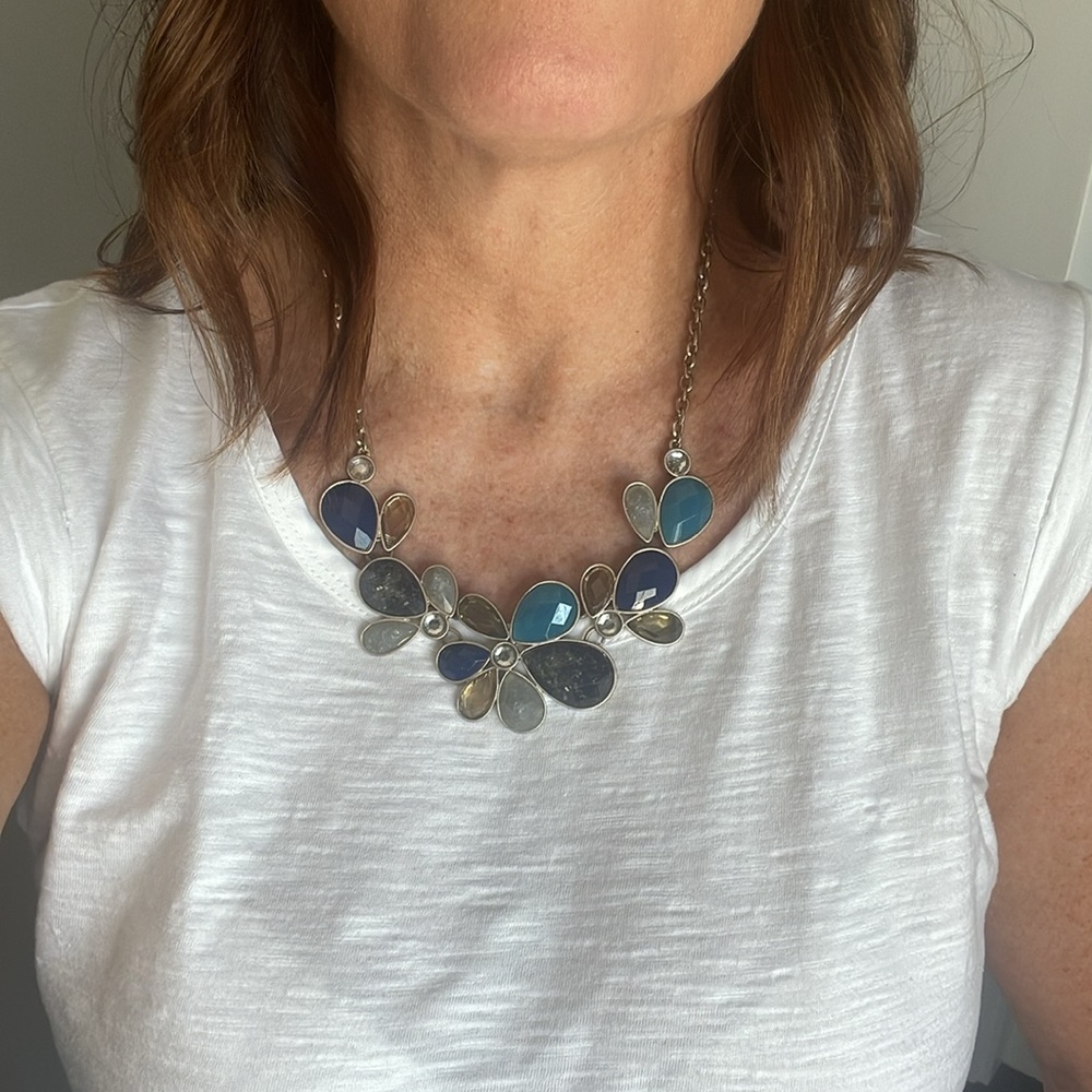 Loft Statement Necklace in Blue Teal Diamond Jewels Choker
